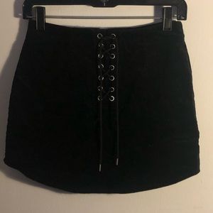 4 SMALL skirt bundle